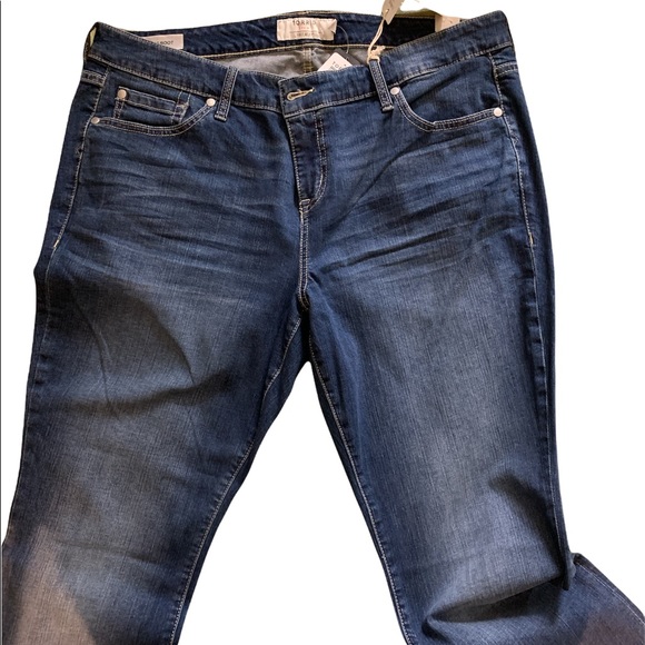 Torrid Boot Cut size 18r Denim Jeans NWT - Picture 2 of 3